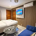 Hotel Isimsiz