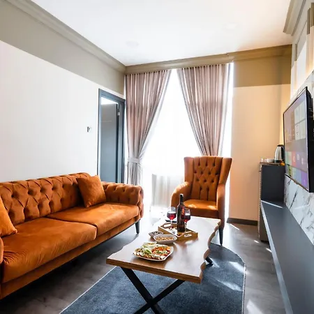 아파트 Kral As Suit Otel *